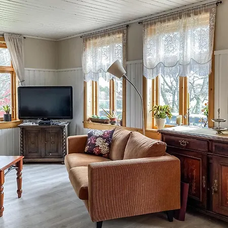 Nice In With House A Panoramic View * Kjerstad (Lepsoya)